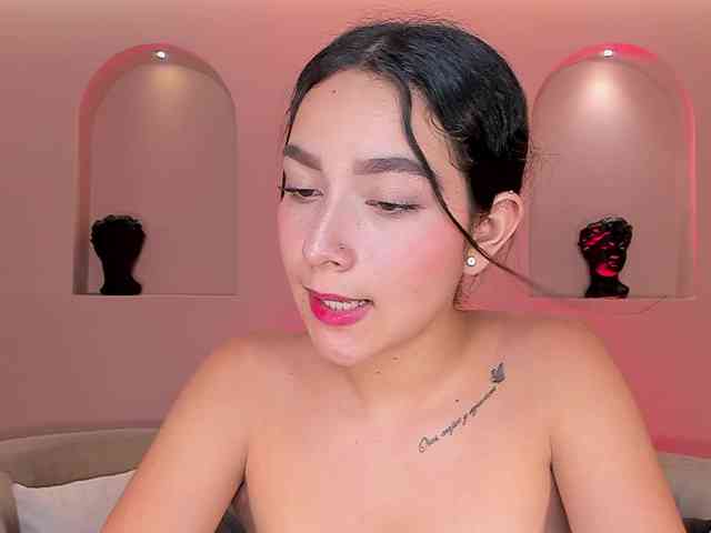SophieKiss1