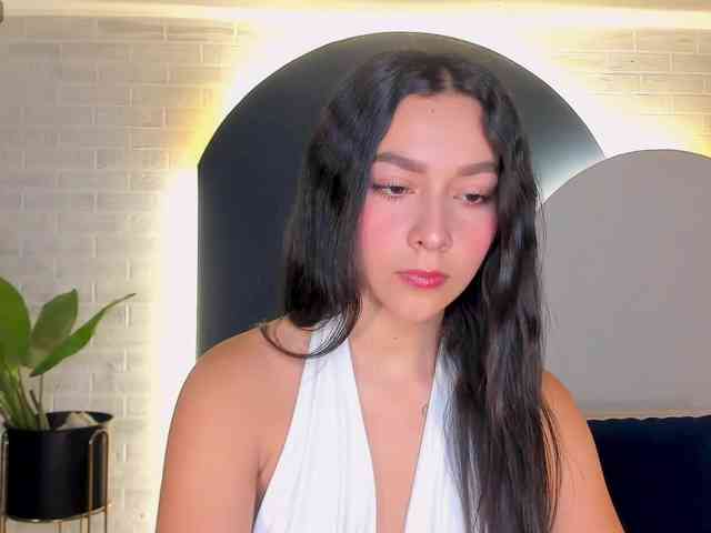 SophieKiss1 webcam