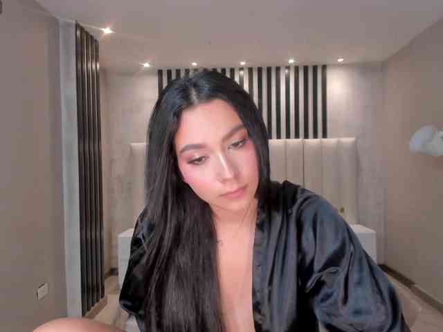 SophieKiss1 webcam