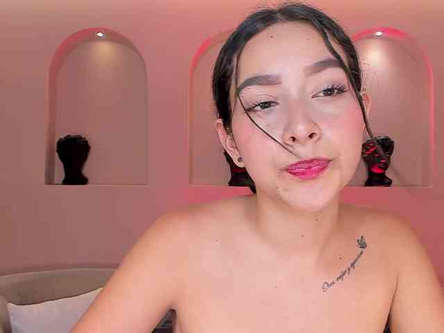 SophieKiss1
