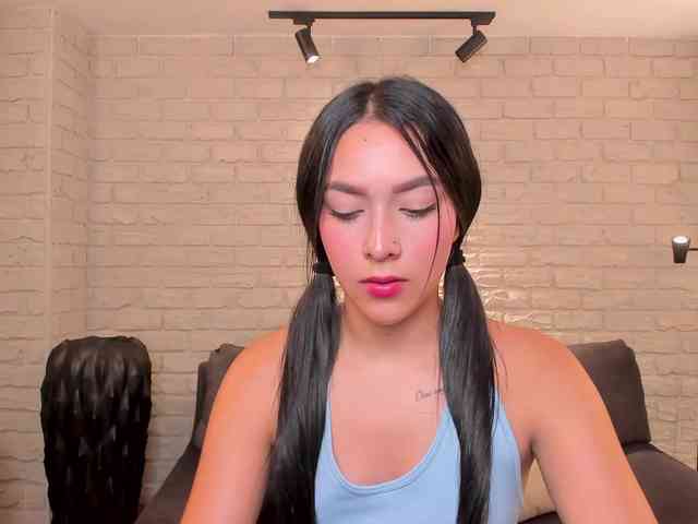 SophieKiss1 webcam