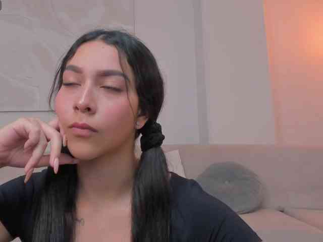 SophieKiss1