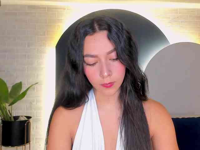 SophieKiss1 webcam