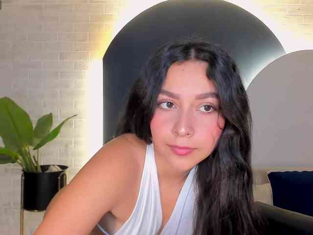 SophieKiss1 webcam