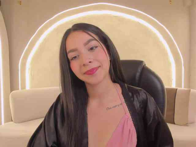 SophieKiss1
