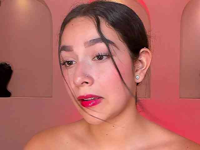 SophieKiss1