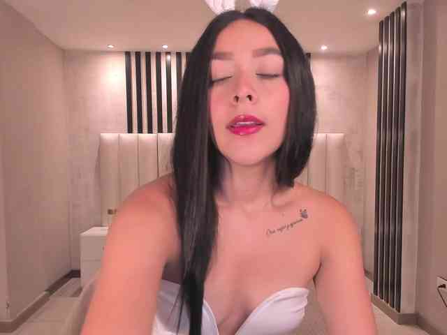 SophieKiss1 webcam