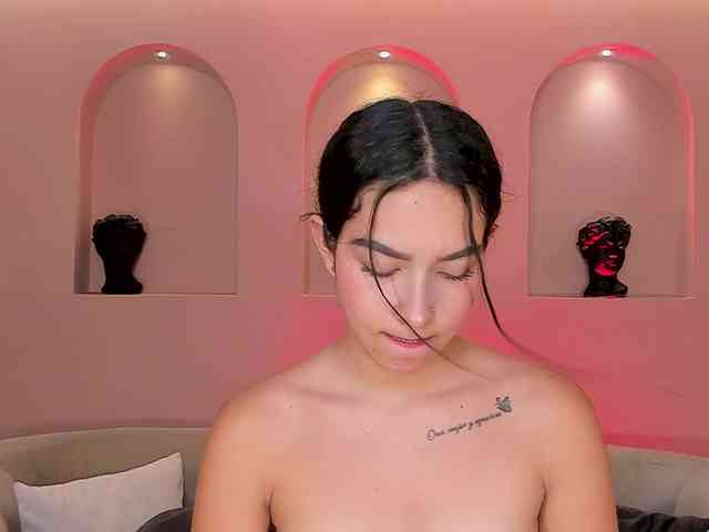 SophieKiss1