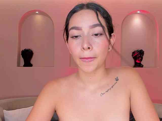 SophieKiss1