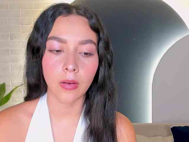 SophieKiss1 webcam