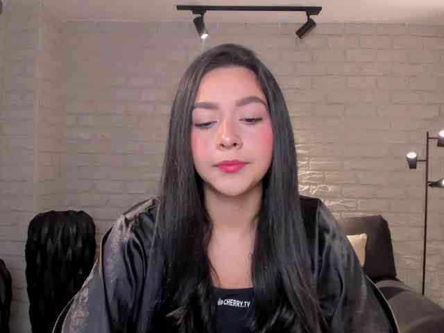 SophieKiss1 webcam