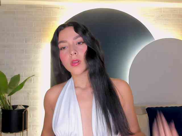 SophieKiss1
