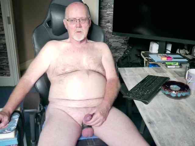Justhavingfun Live Webcam on BongaCams