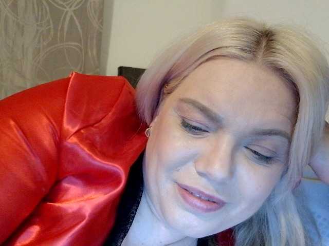  Ayse95 chat room