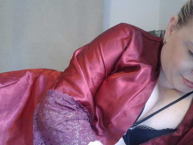 Ayse95 live cam on BongaCams