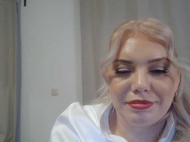 Ayse95 live cam on BongaCams