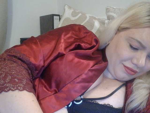 Ayse95 live cam preview