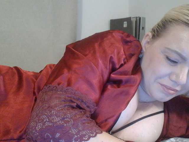Ayse95 live cam on BongaCams