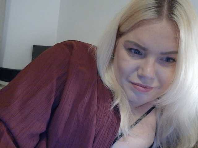 Ayse95 live cam on BongaCams