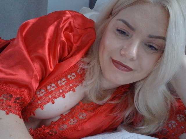 Ayse95 live cam on BongaCams