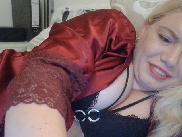 Ayse95, en vivo ahora en BongaCams