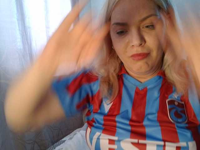 Ayse95