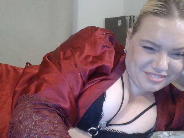 Ayse95 live cam on BongaCams