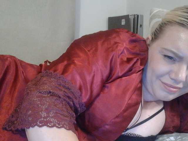 Ayse95 live cam on BongaCams