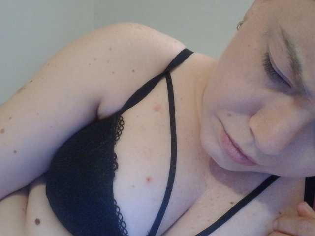 Ayse95 live cam on BongaCams