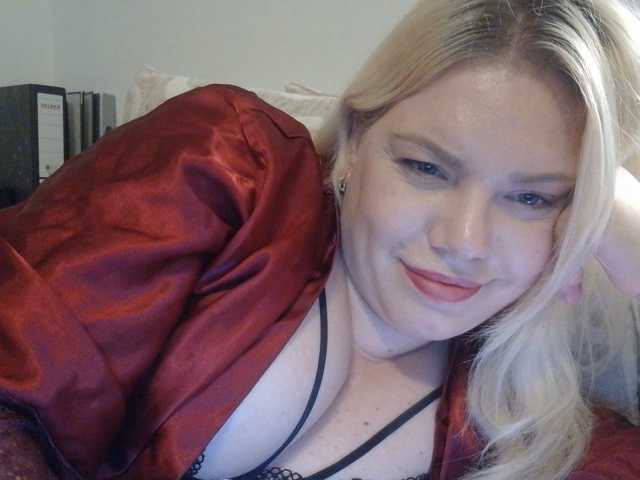 Ayse95 live cam preview