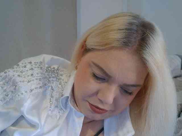 Ayse95