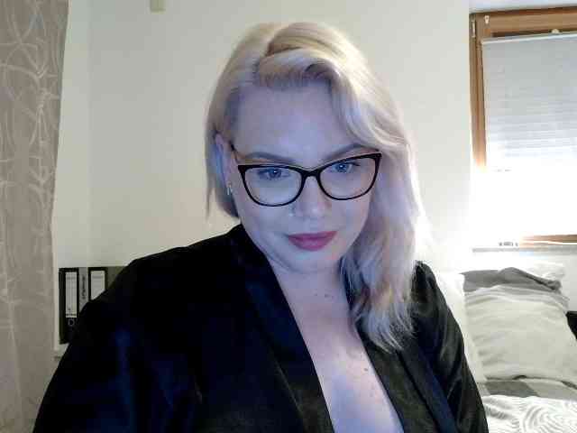 Ayse95 webcam