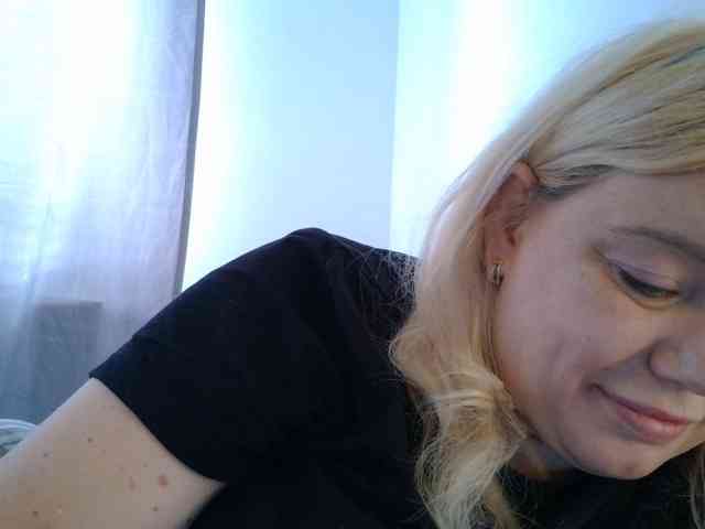 Ayse95 webcam