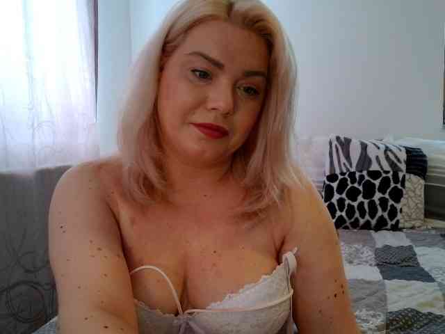 Ayse95 webcam