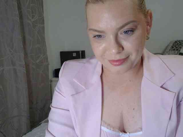 Ayse95 webcam