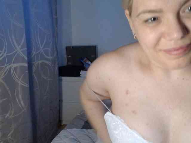 Ayse95 webcam