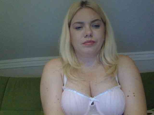 Ayse95 webcam