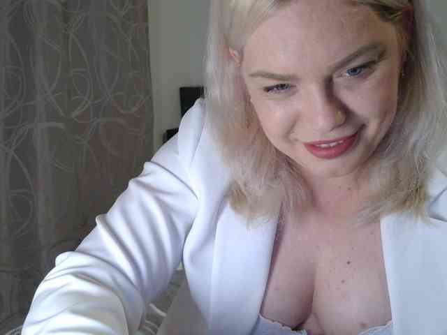 Ayse95 webcam
