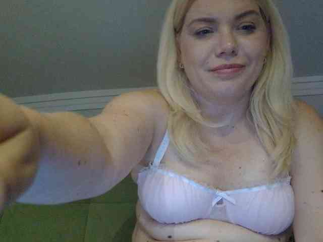 Ayse95 webcam