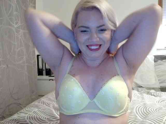 Ayse95 webcam