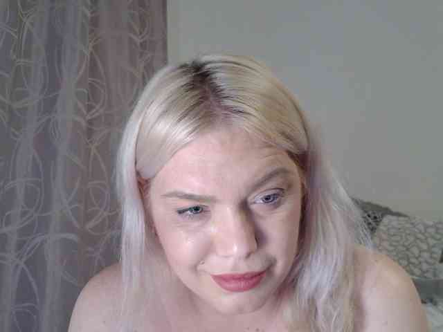 Ayse95 webcam