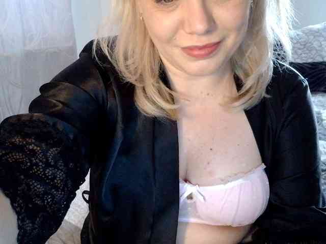 Ayse95 webcam