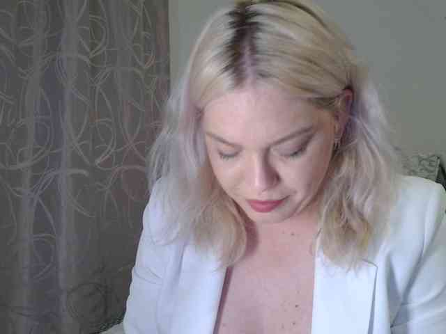 Ayse95 webcam