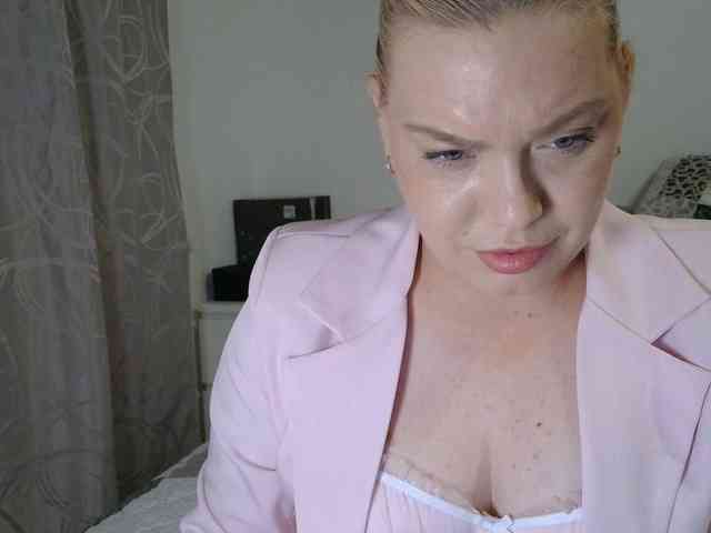 Ayse95 webcam