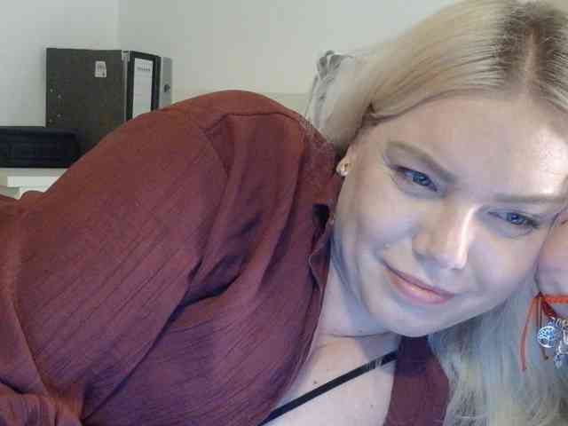 Ayse95 webcam