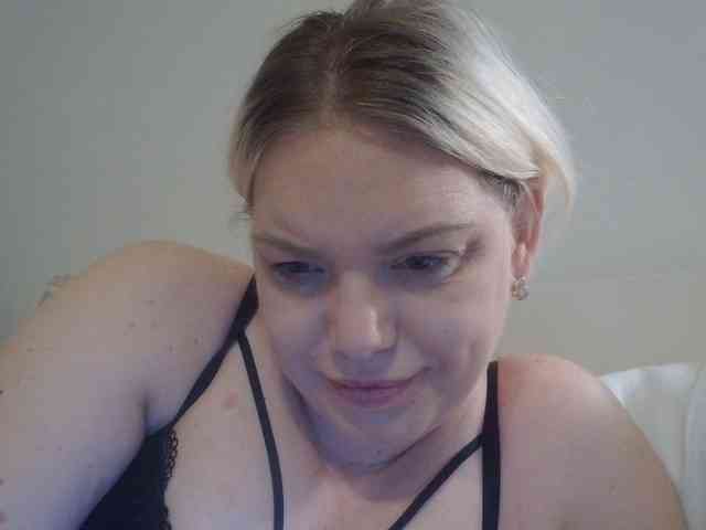 Ayse95 webcam
