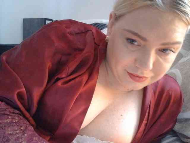 Ayse95 webcam