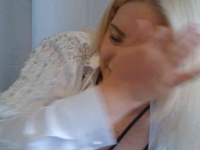 Ayse95