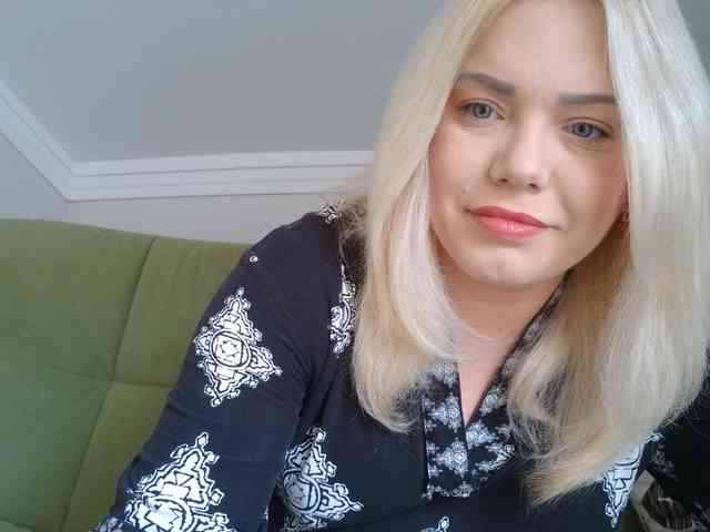 Ayse95 webcam
