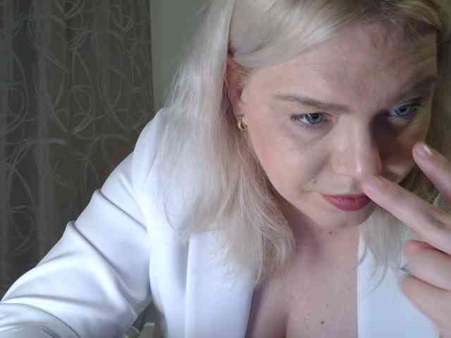 Ayse95 webcam